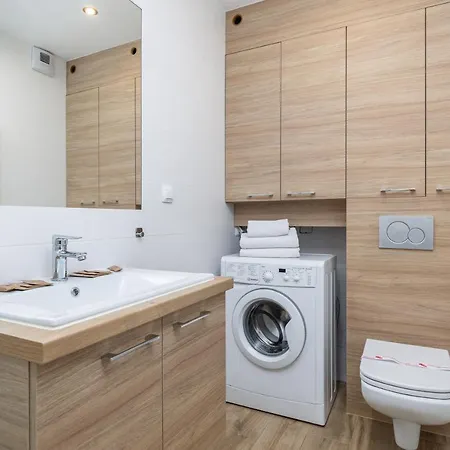 By Jantar Apartment *