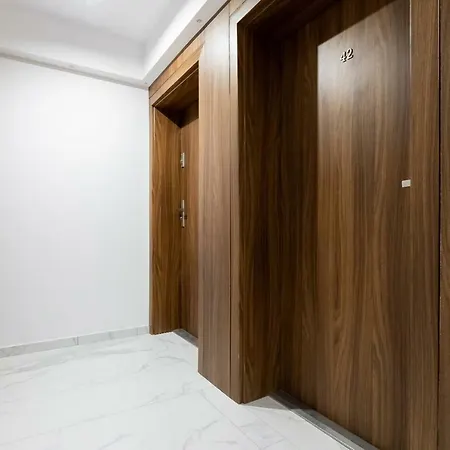 By Jantar Apartment
